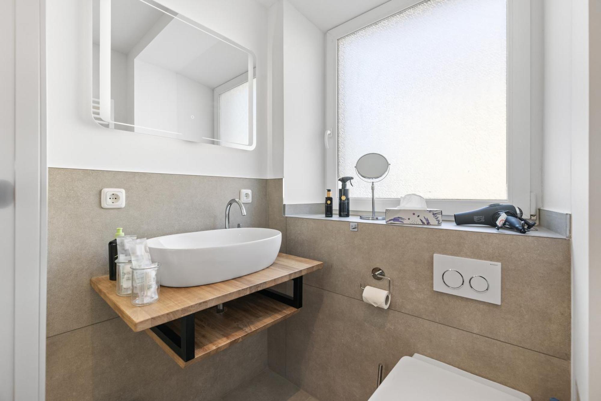 Ma Suite - High-Quality New Apartment اوغسبورغ المظهر الخارجي الصورة